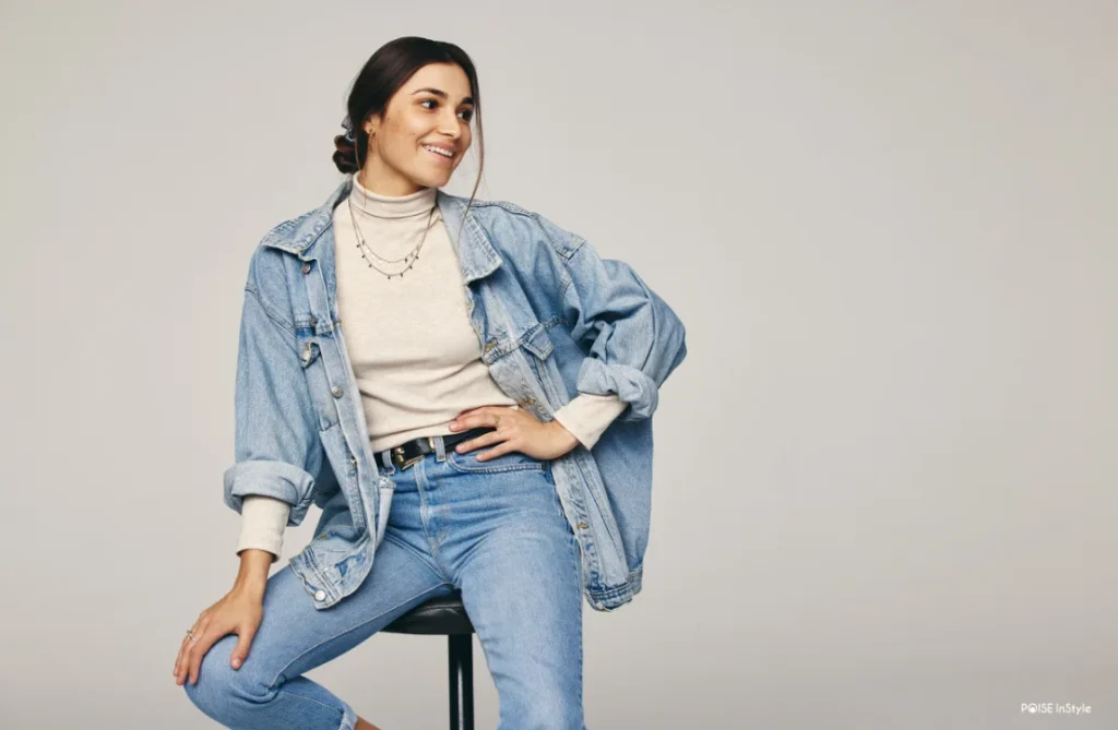 White Shirt and Denim The Classic That Never Goes Out of Style